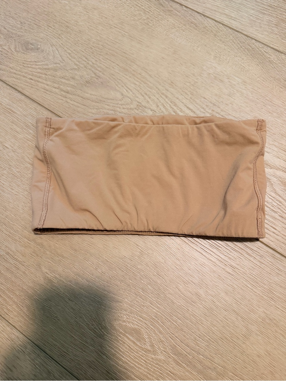 SKIMS Nude Fits Everybody Bandeau Bra